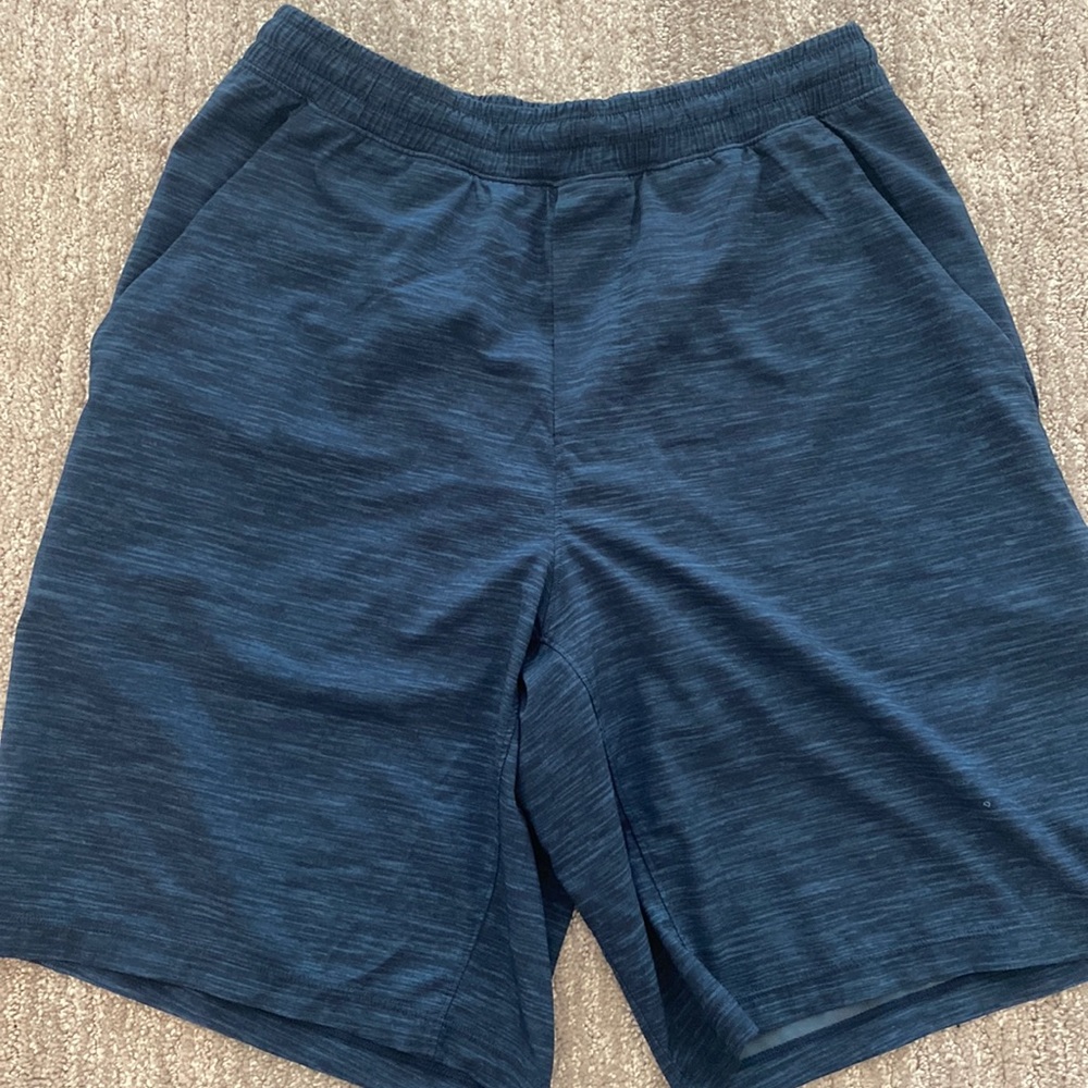 Lululemon Lined Pacebreaker shorts, size M